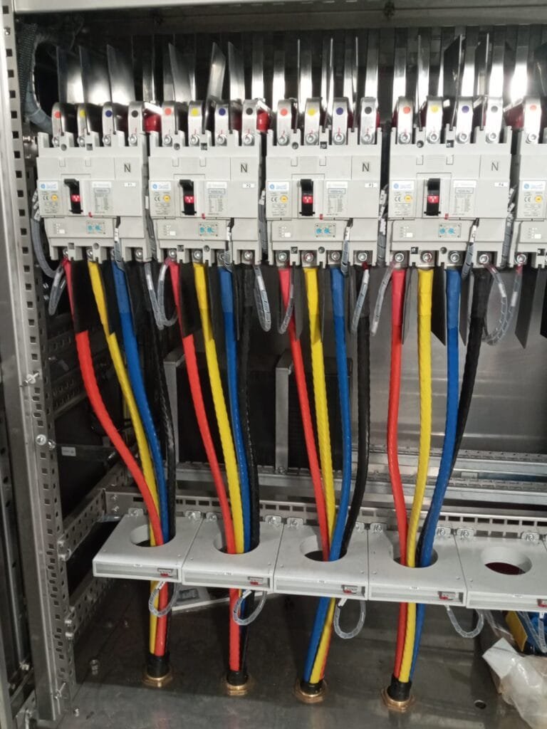 فحص أعطال الكابلات تحت الأرض